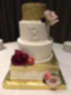 4 tier wedding cake