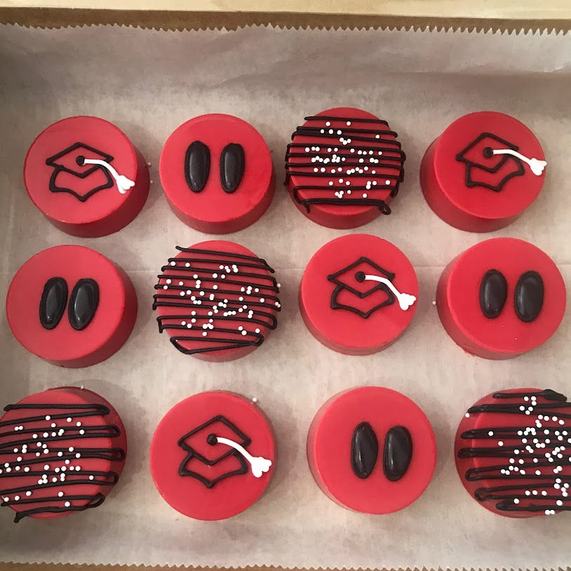 Graduation Chocolate Covered Oreos