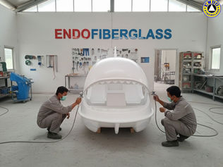 Perahu sepeda air fiberglass awet untuk wisata danau