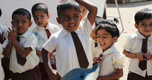 THE QUESTIONEERS VISIT INDIA