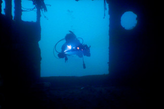 Badouzi Shipwreck Swimthrough