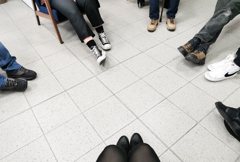 Perrine Busier, Le Coin Relaxo, Psy, Psychopraticien, Psychopraticienne, Saint amand les eaux, Valenciennes, psychologue, santé mentale, thérapie, thérapeute, psychothérapeute, groupe de parole, atelier, développement personnel, bien-être, santé mentale, art thérapie