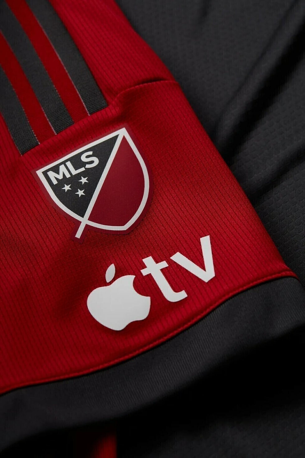 Miniatura: Camisa Toronto FC I 24/25 - Torcedor Adidas Masculina - Preta com detalhes em ve