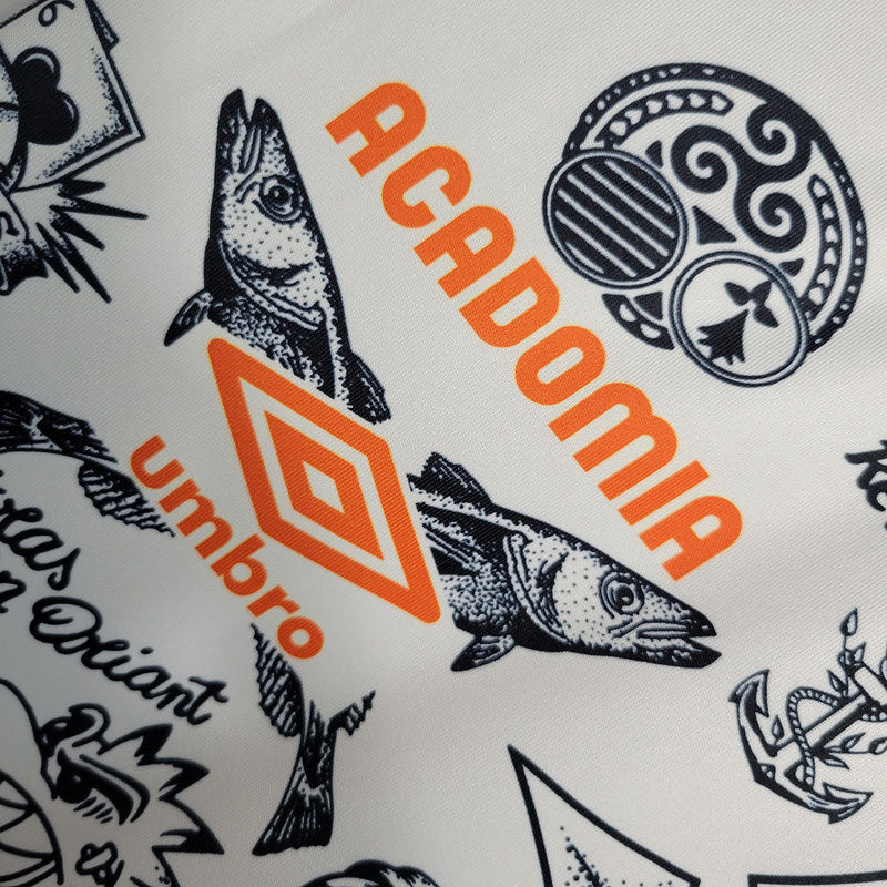 Miniatura: Camisa Lorient Edição Especial 23/24 - Torcedor Umbro Masculina - Branca com det