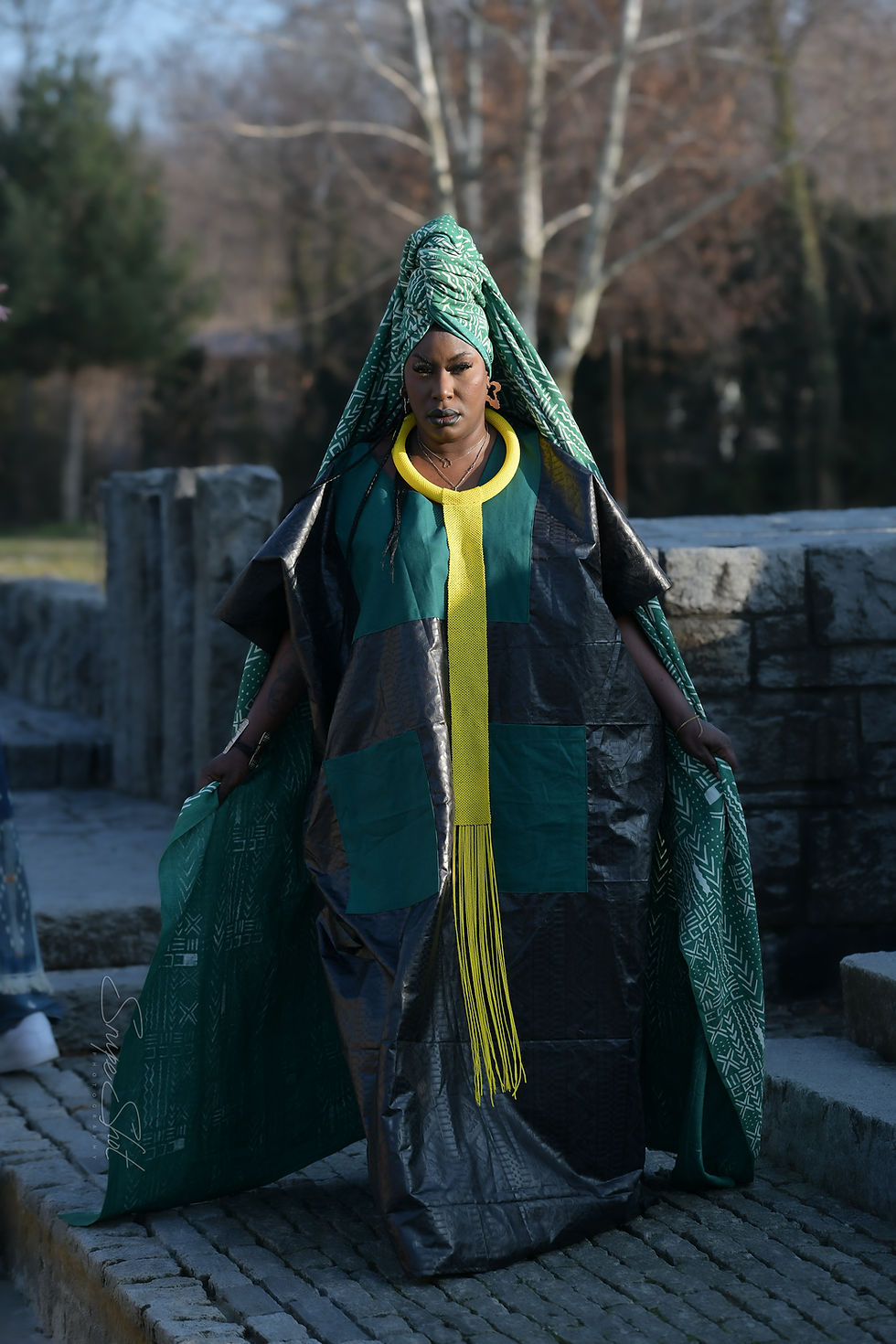 Miniature : Boubou en basin noir Disigner touche vert taille standard unisexe 