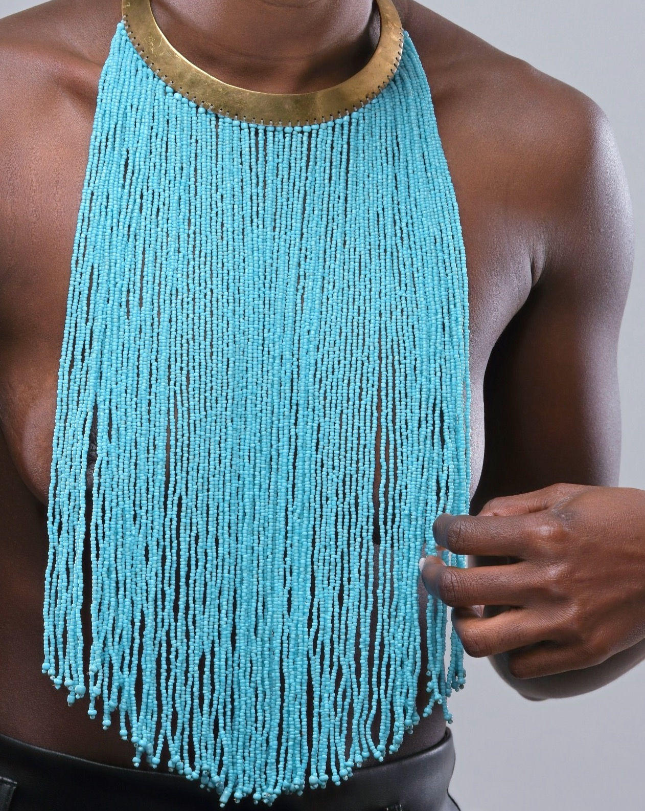 Collier en bronze et perles