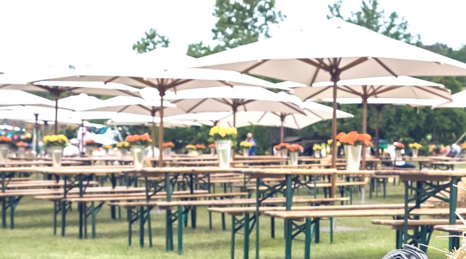 Miniature : Table de brasserie