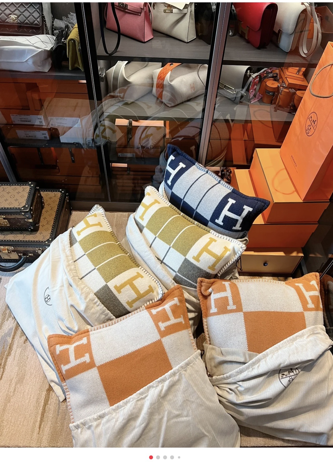 Hermes Pillows Paristore