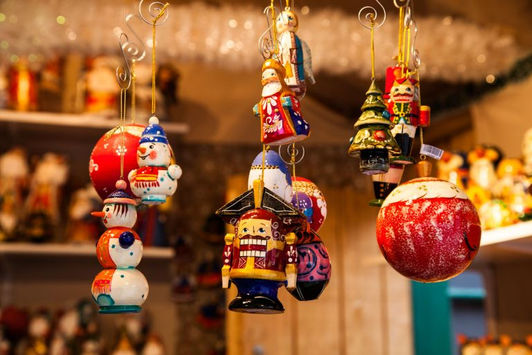 Selbstgeblasene Weihnachtsdeko