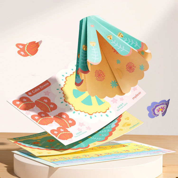 Thumbnail: Paper Craft Coloring Cards: My Fashion Showcase