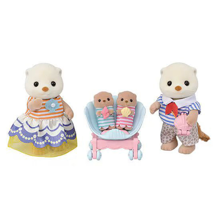 Thumbnail: Sea Otter Family