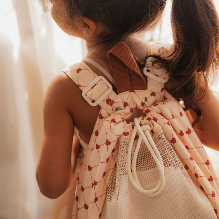 Thumbnail: Beach Net Backpack - Lovely Roots