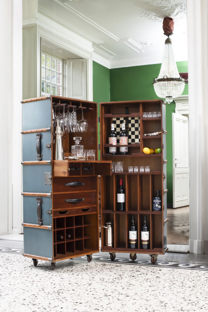 Thumbnail: Stateroom Bar, Petrol