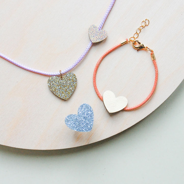 Thumbnail: Heart jewellery set