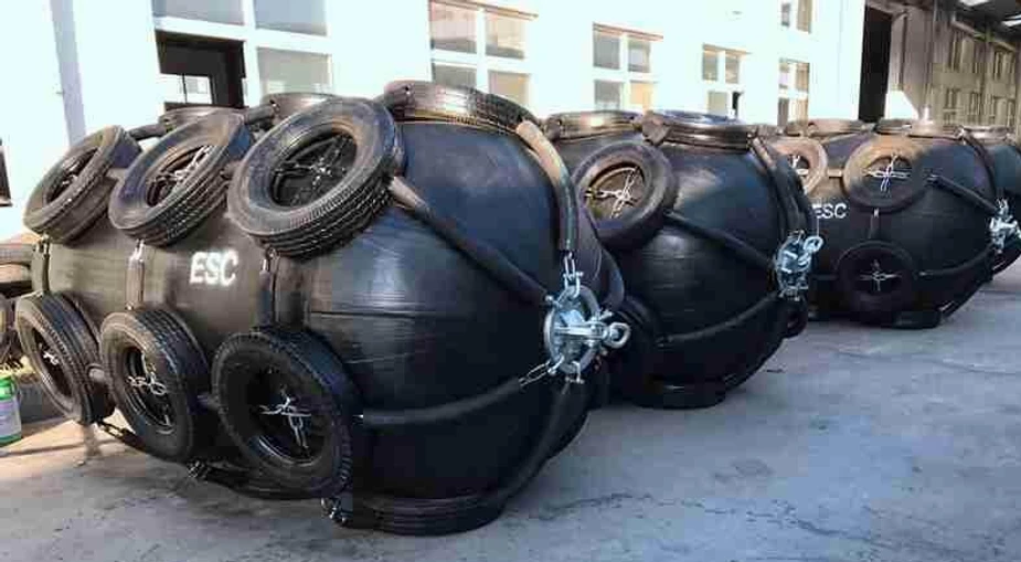 pneumatic fender