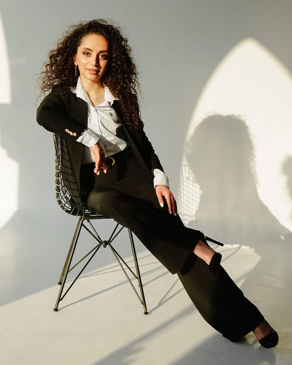 Она видит глубже: как Кристина Цатурян раскрывает индивидуальность через макияж