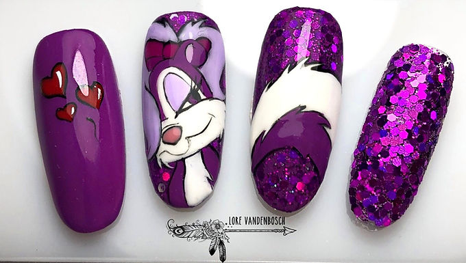 Fifi la Fume design
