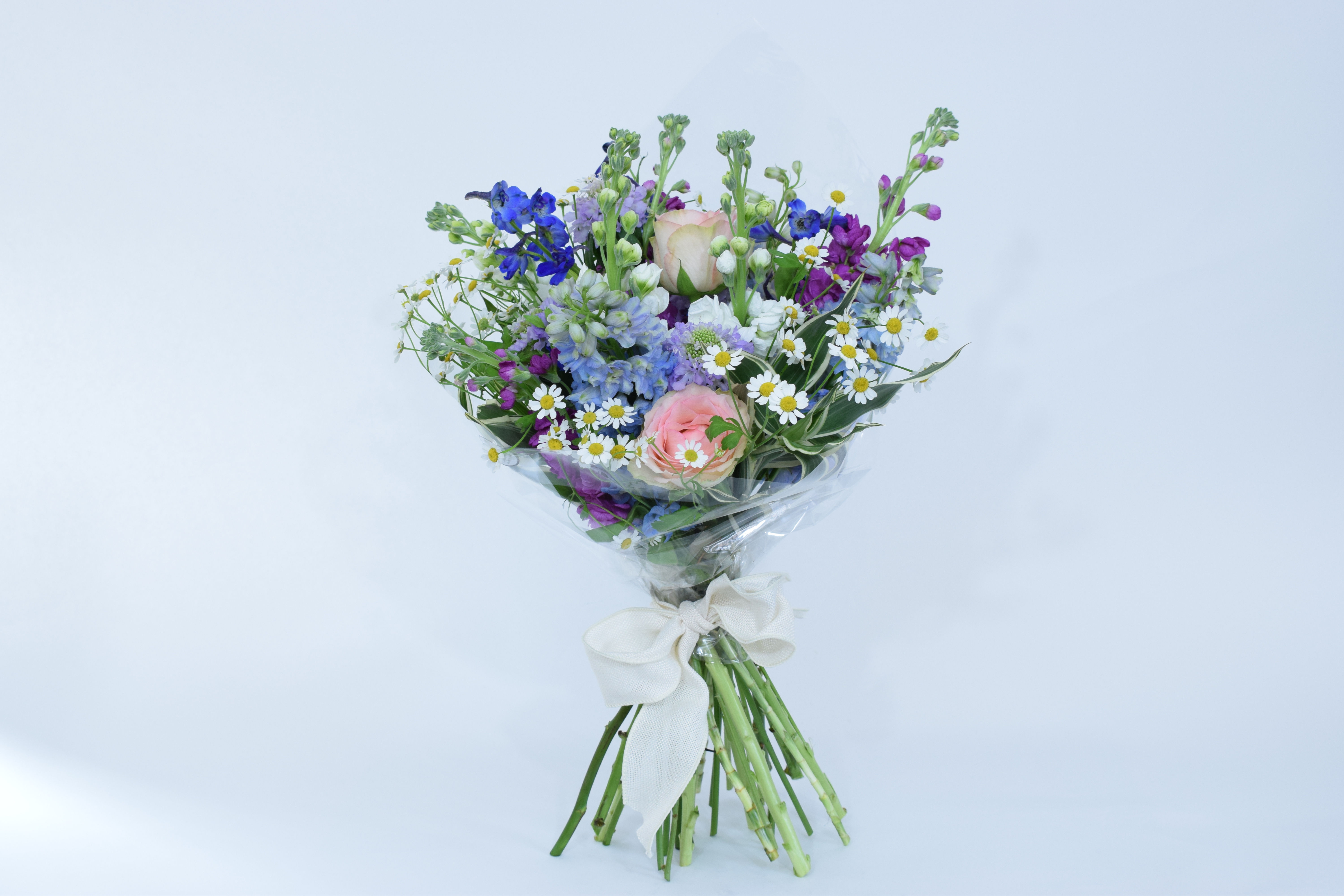 Hand-tied Bouquet - Standard