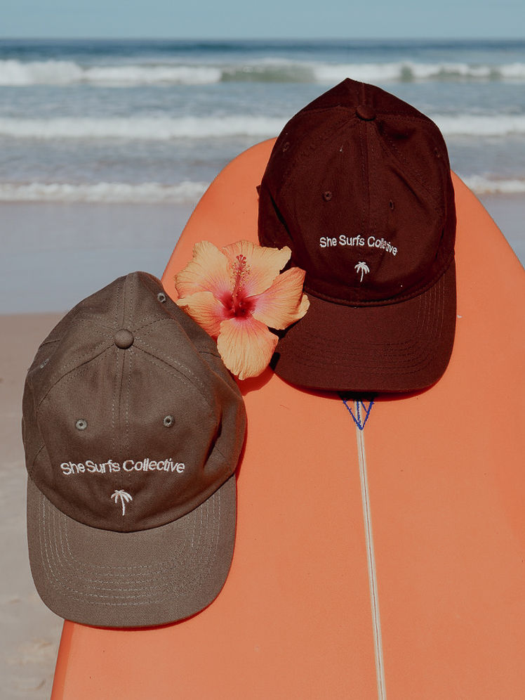 Thumbnail: SHE SURFS - Cap brown