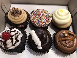 Small World with Small Cakes