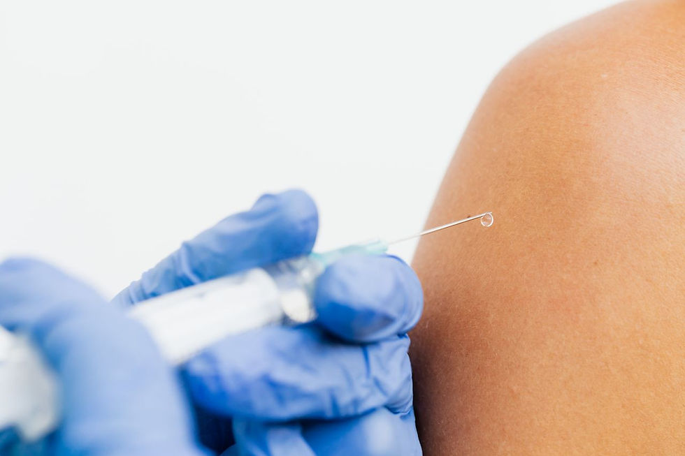 Přibývá nachlazení i chřipky: lékaři radí seniorům očkování