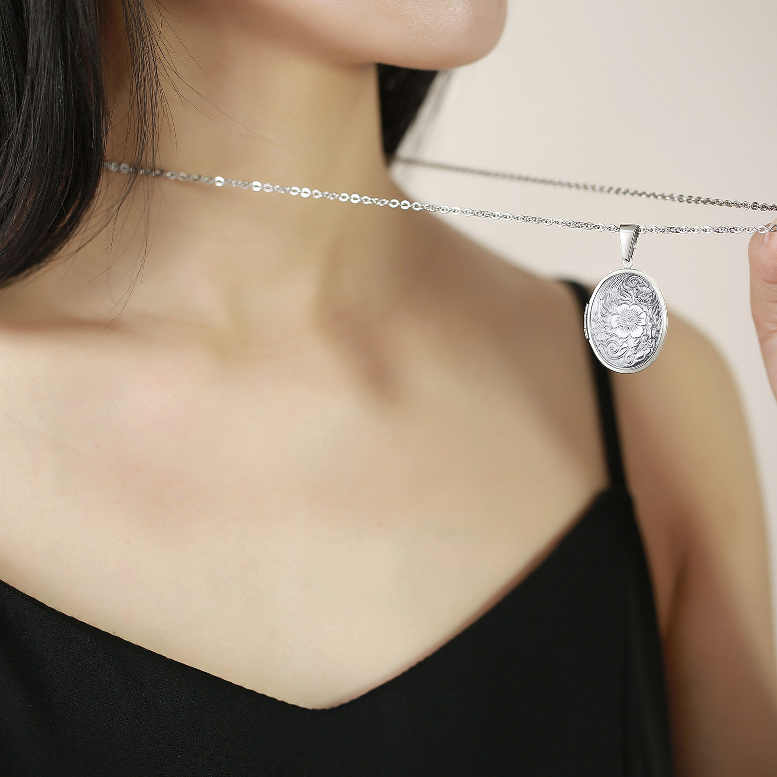 Celeste Medallion Necklace