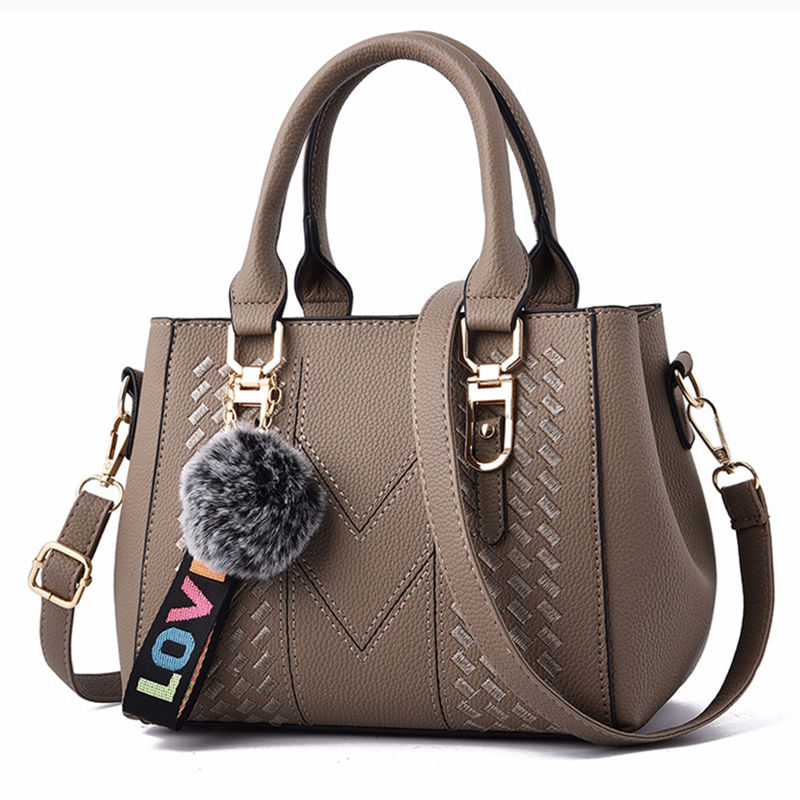 Thumbnail: Luxe Quilt Crossbody Bag