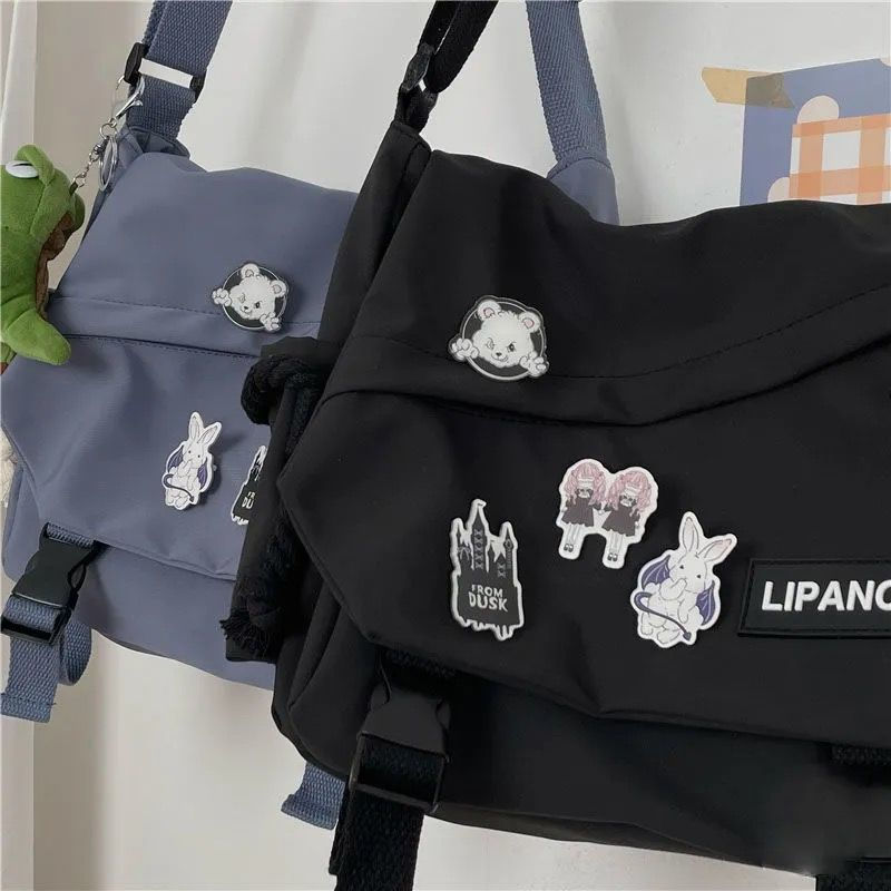 Thumbnail: Hong Kong style bag versatile artistic Korean version street photography shoulde