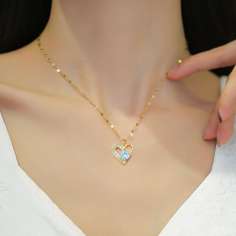 Thumbnail: AmoraLuxe™ Heart Necklace – Timeless Spark Edition