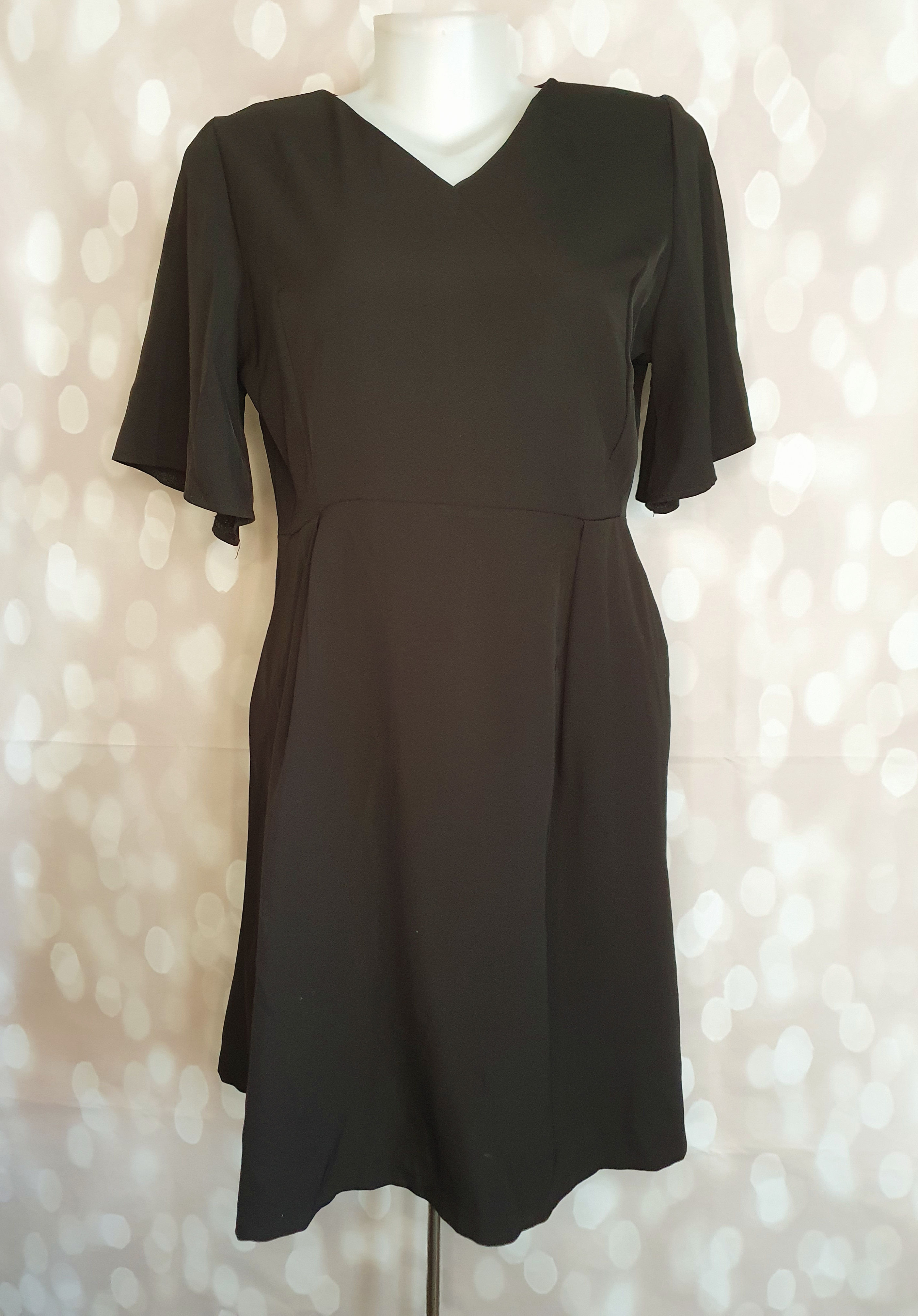 Black Maomao Casual Dress