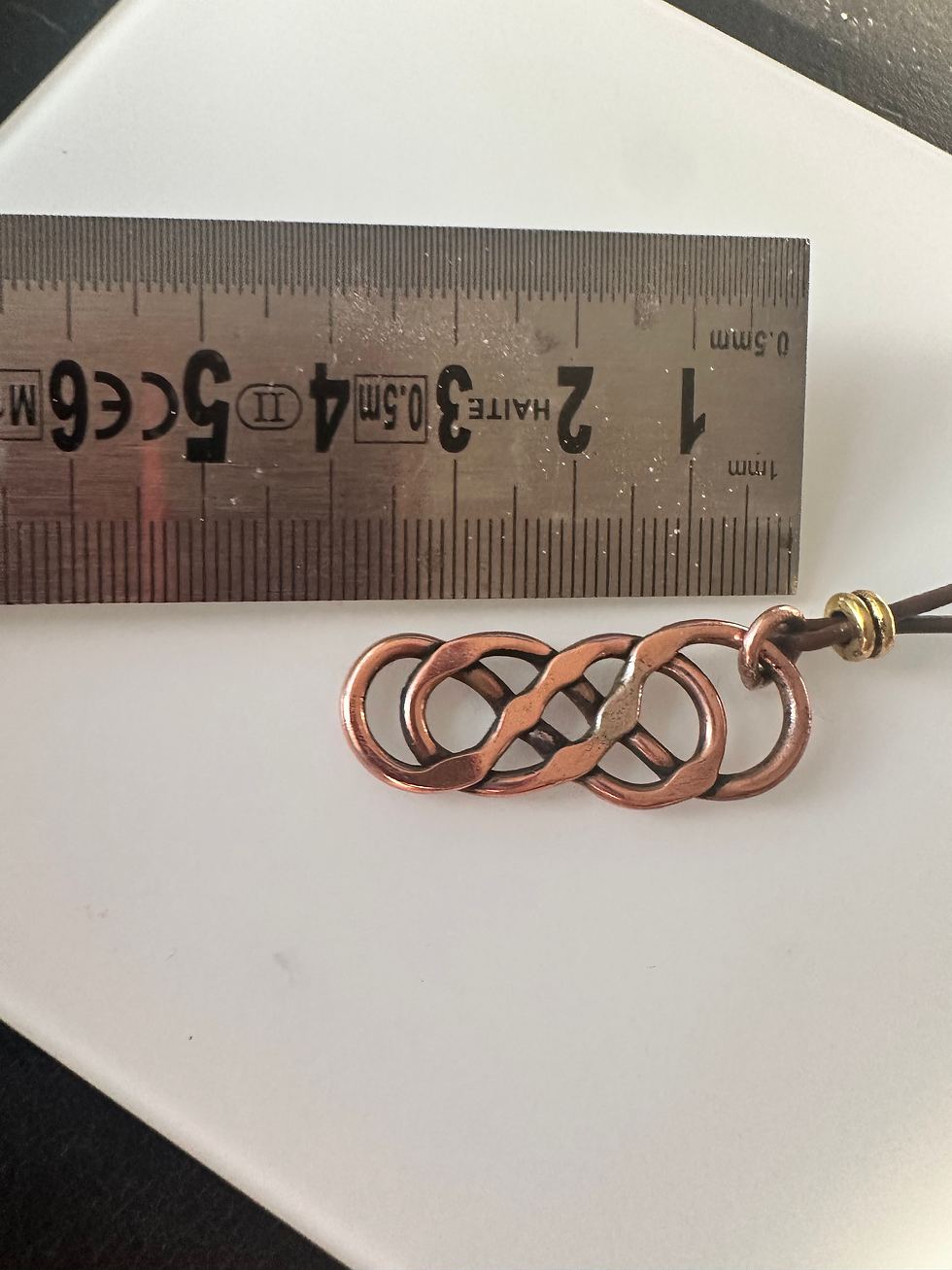 Miniature : le petit collier Ægira