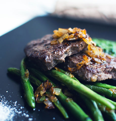 Grilled Steak and Green Beans