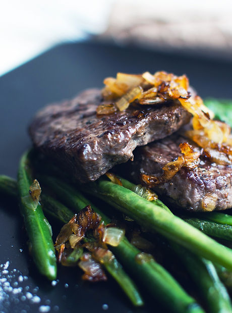 Grilled Steak and Green Beans
