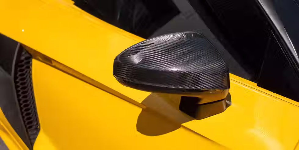 AUDI R8 SPYDER V10 540 JAUNE VEGAS CARBONE 2016