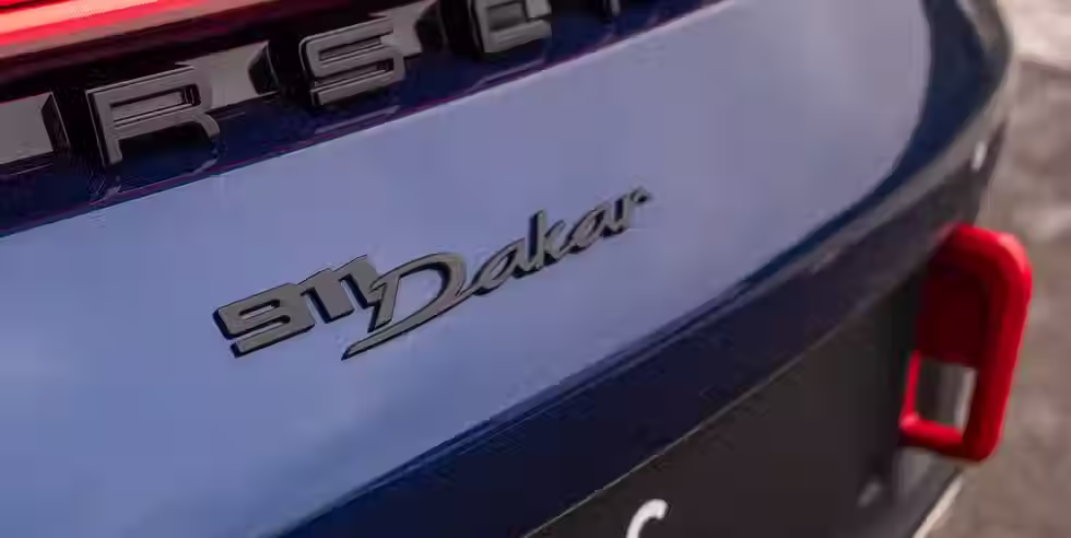 Porsche 992 Dakar pack rally design pack design sport occasion annecy malus payé par atypic cars 