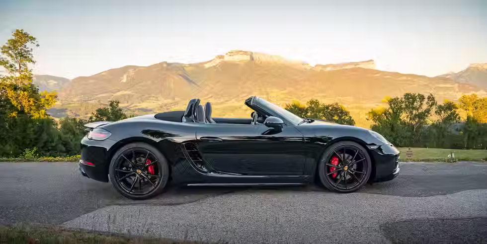 PORSCHE 718 BOXSTER S NOIRE PACK GTS CARBONE BOSE TOUT CUIR PDLS+ SIEGE SPORT ECHAPPEMENT SPORT ENTRETIEN 100% CP
