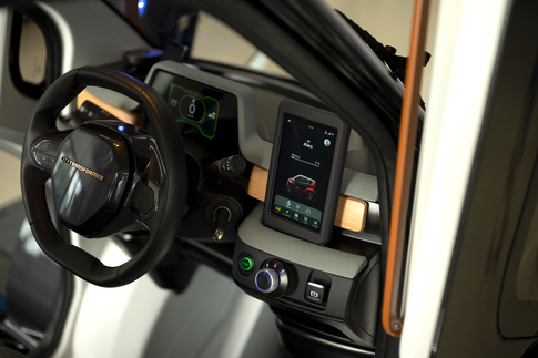 CT-1 Tech interior .png