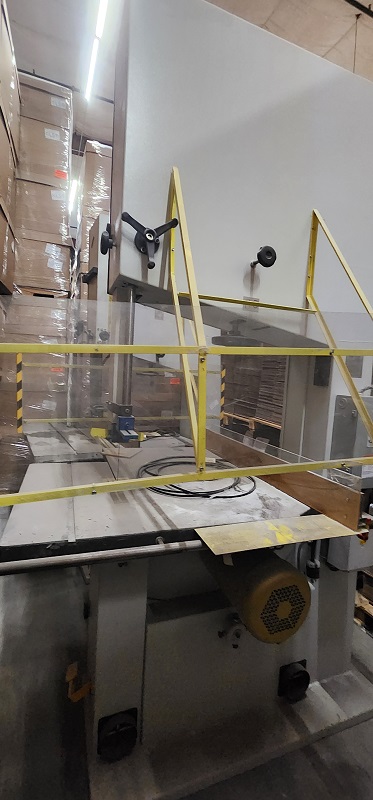 Vertical Band Saw