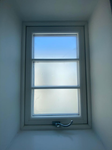 Obscure window install