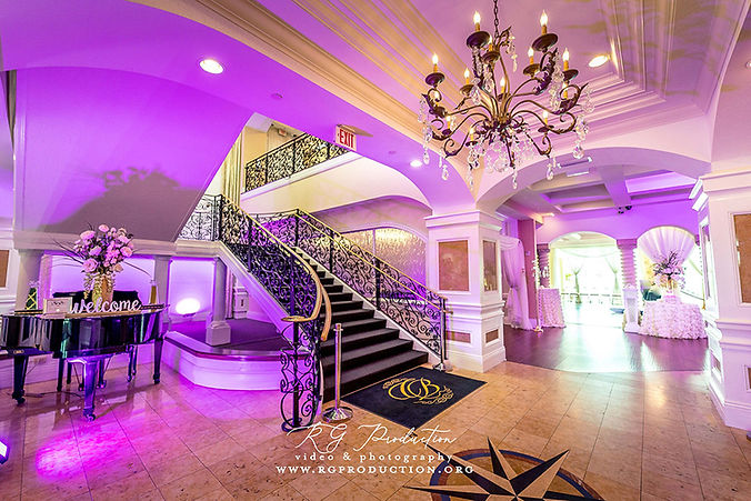 crystal-ballroom-at-sunset-harbor-venue-uplighting