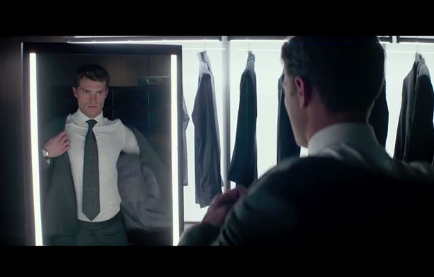 Mr. Grey anda por ai?