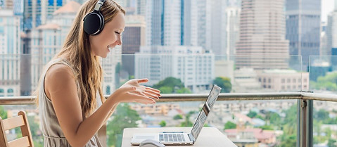 online-work-from-home-AdobeStock_2515920