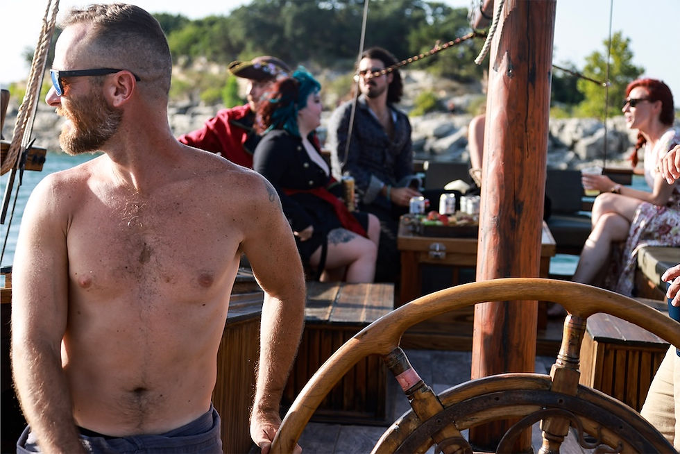 goonie-ghost-pirate-yacht-exterior