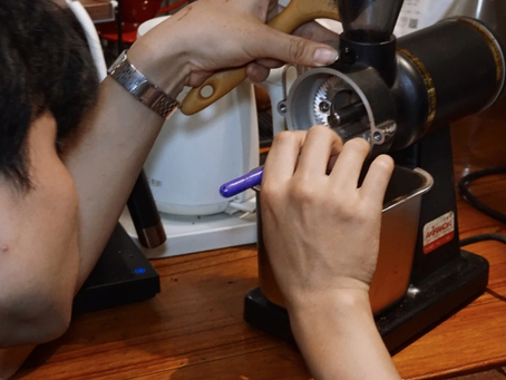 Vệ sinh máy xay không chỉ là chuyện sạch – mà là tiêu chuẩn về chất lượng.