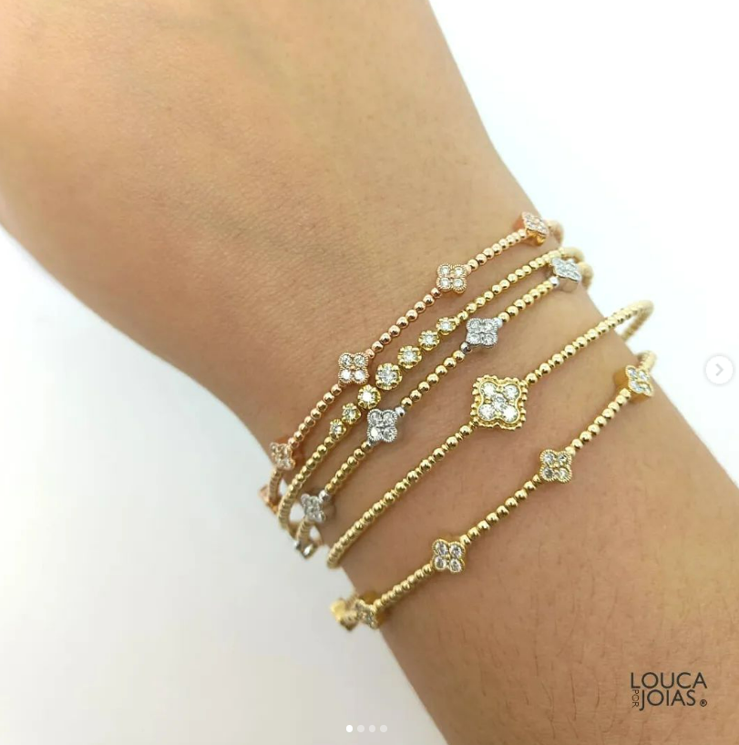 Pulseira tipo Van Cleef com 5 flores em diamantes brilhantes