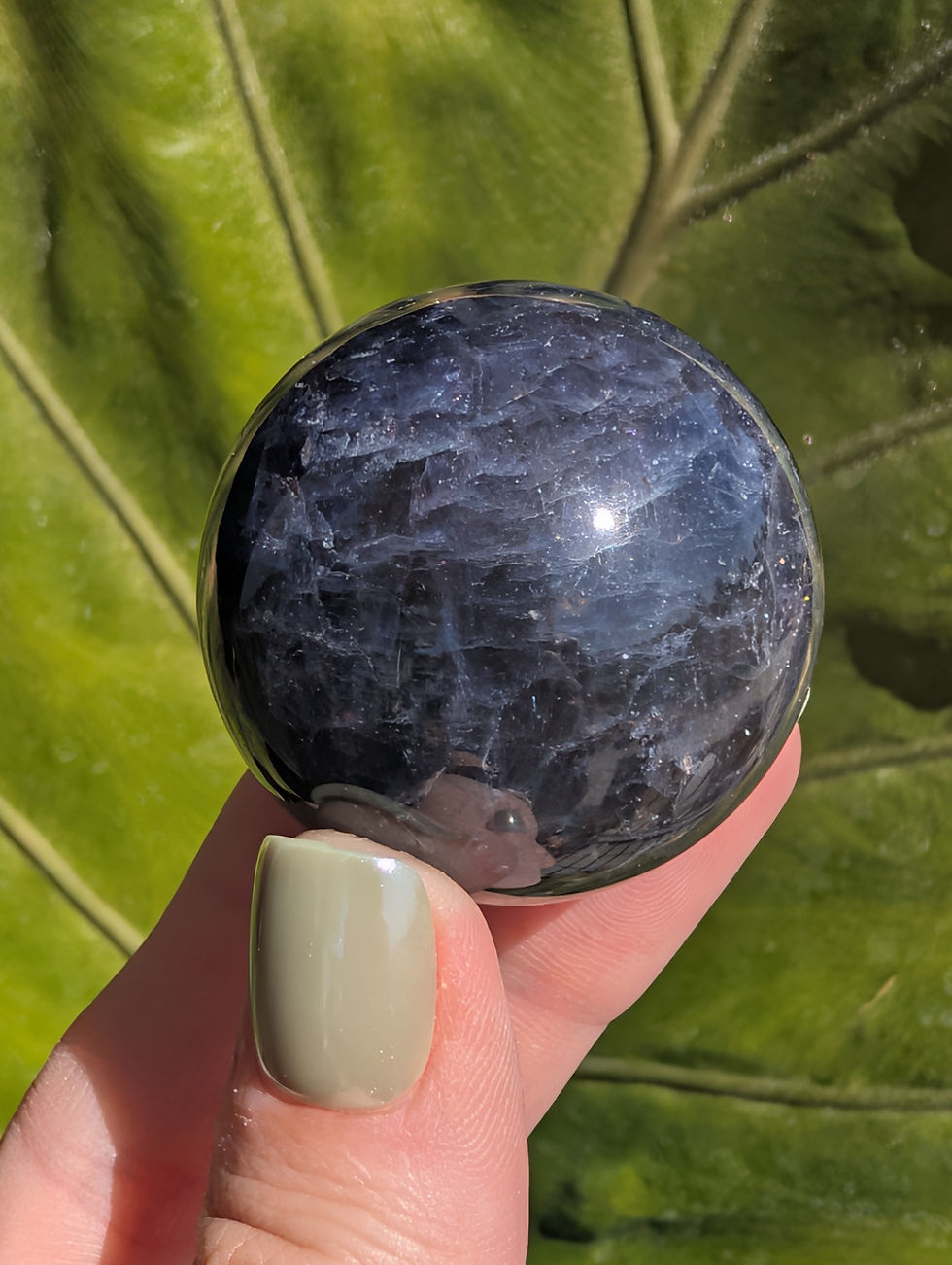 Thumbnail: Iolite Sphere Cordierite