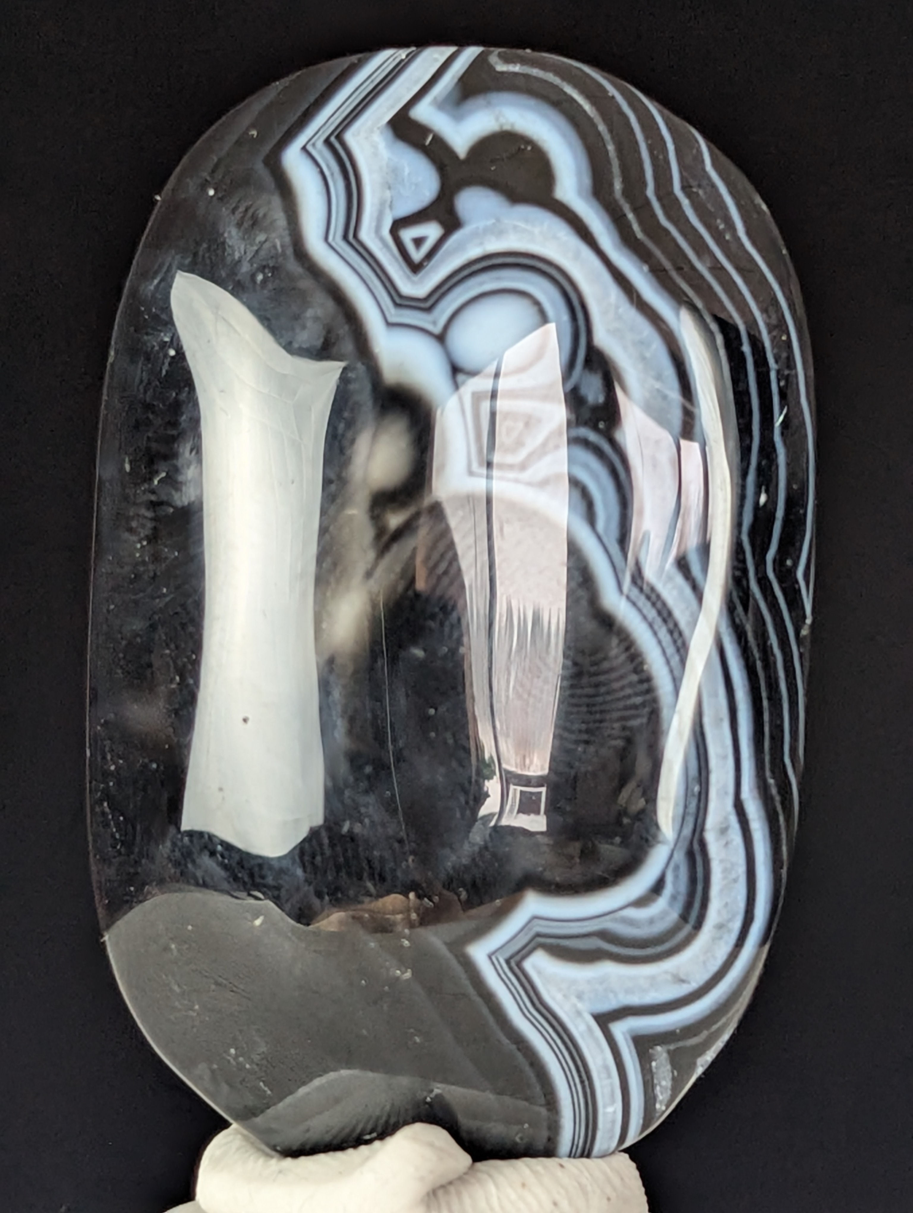 Black Banded Lace Agate Palmstone