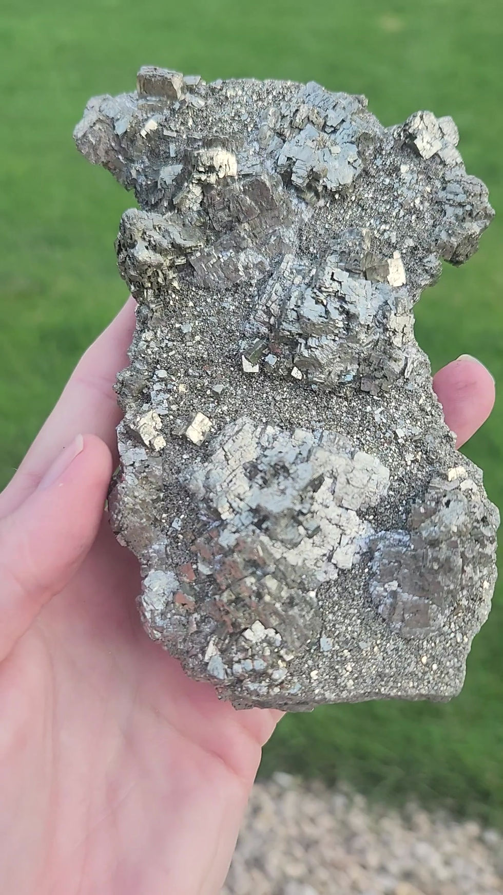 Thumbnail: Pyrite Cluster
