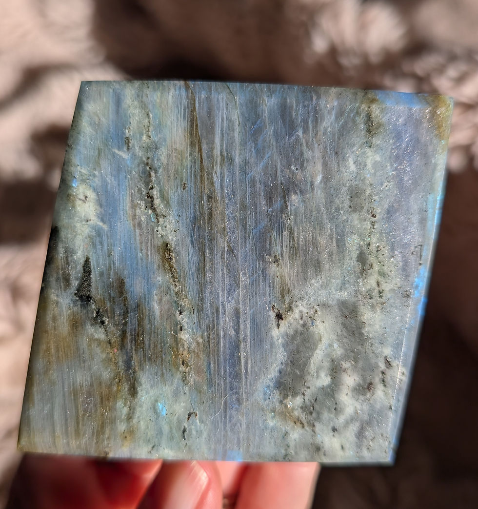 Thumbnail: Labradorite Diamond