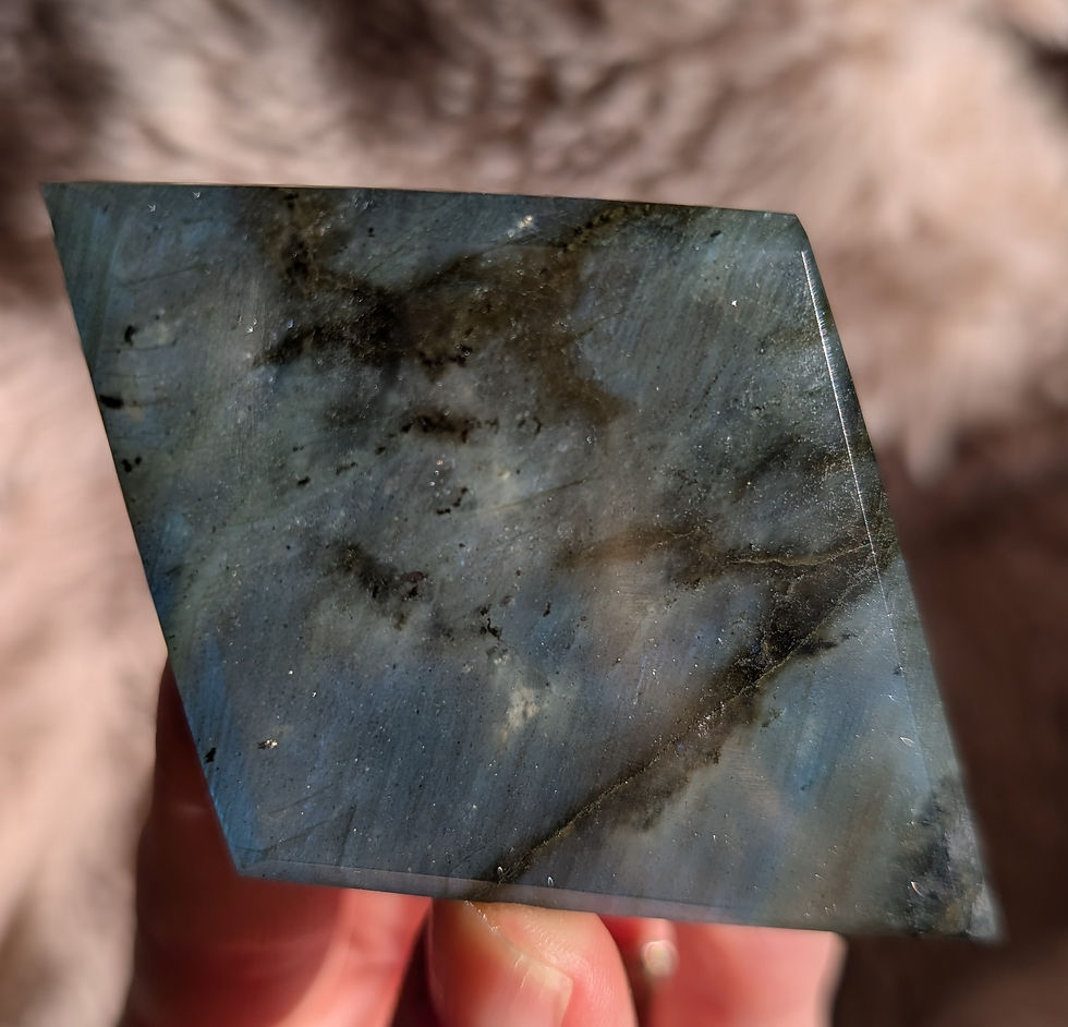 Thumbnail: Labradorite Diamond